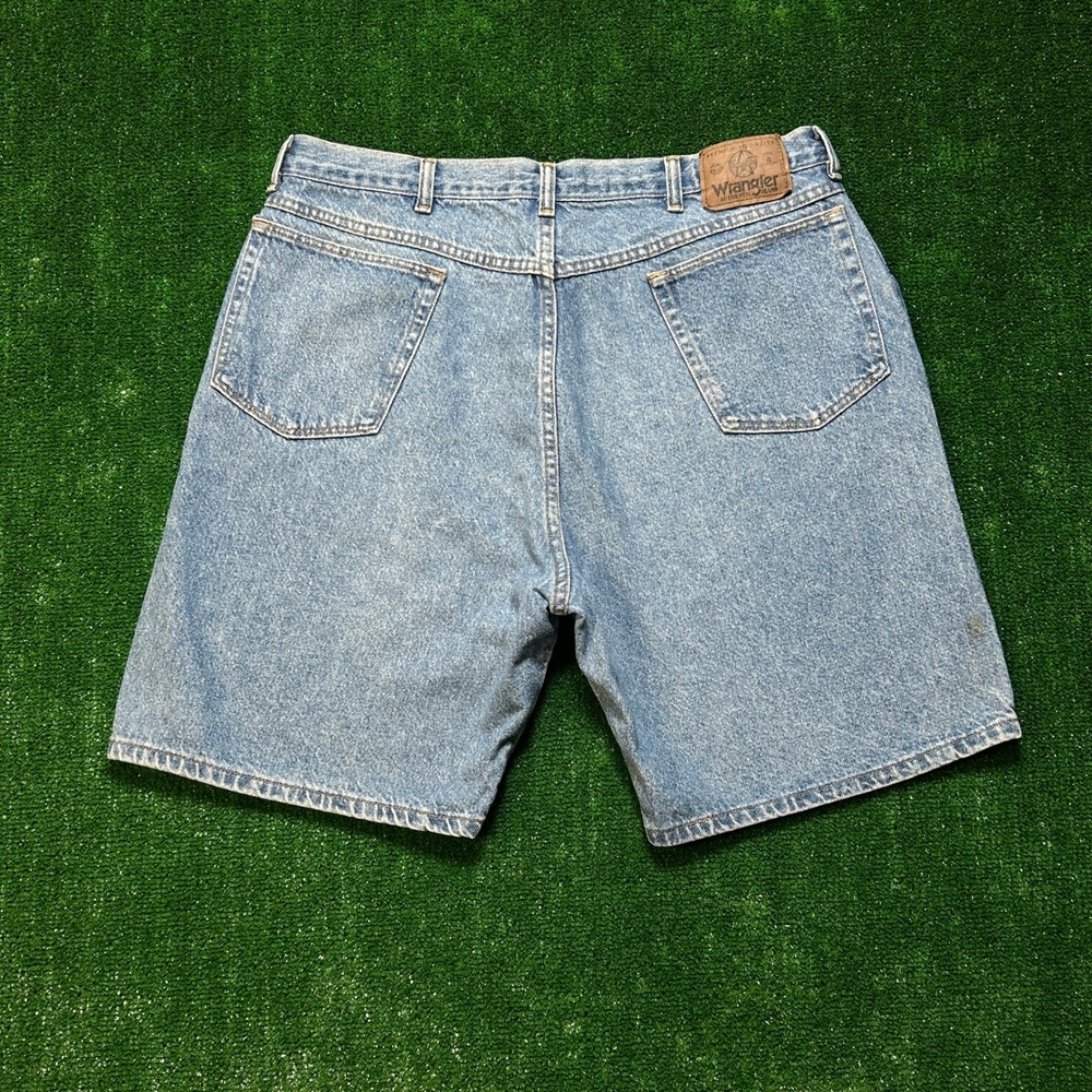 Vintage Wrangler Denim Shorts M Size 40 Light Blue Authentic Jeans Relaxed Fit - Picture 2 of 11